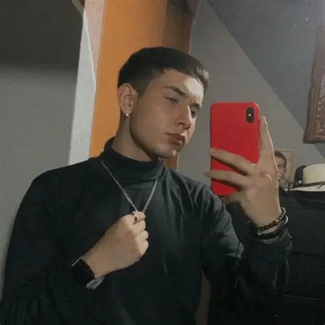 <em>juan david.M</em>